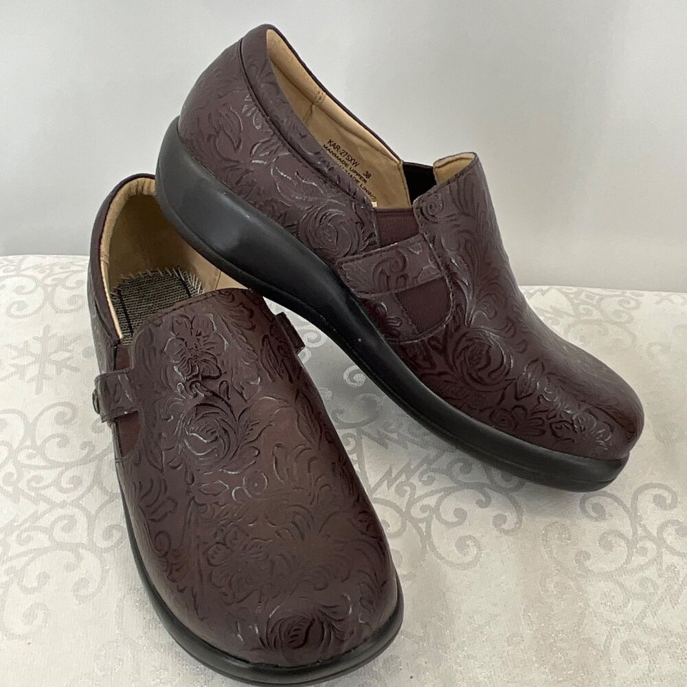 Alegria Women's Embossed‎  Brown Floral Slip-On Shoes 38